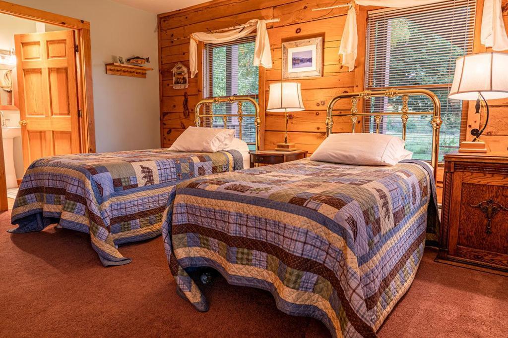 Point Au Roche Lodge Plattsburgh Extérieur photo