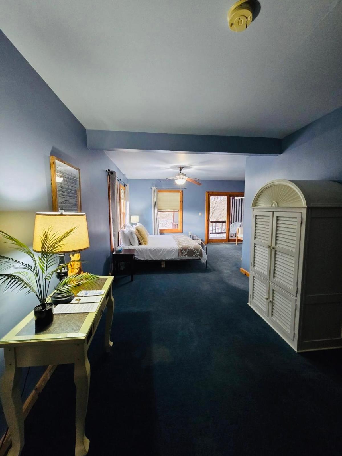 Point Au Roche Lodge Plattsburgh Extérieur photo